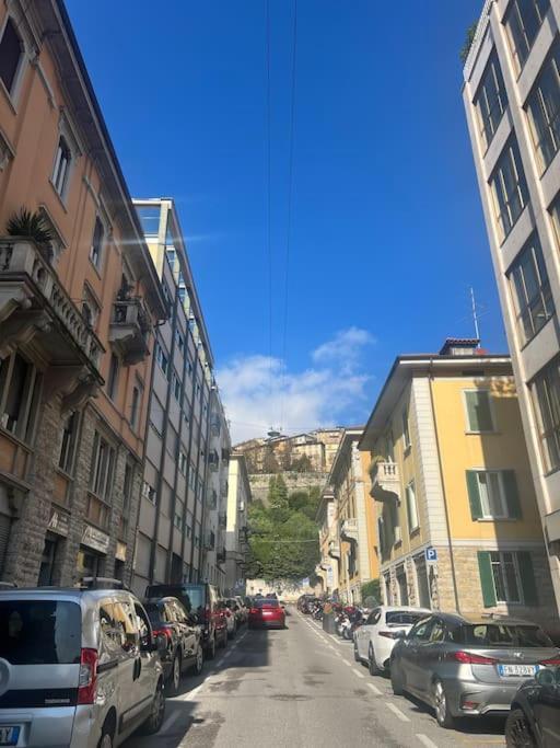 5Min From Citta Alta Chic Bergamo City Apartment Extérieur photo